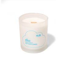 Laden Sie das Bild in den Galerie-Viewer, Öko-Sojakerze Baumwollblume