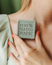 Load image into Gallery viewer, GREEN CLAY soap
